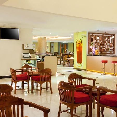 Ibis Mangga Dua Hotel Jakarta Exterior photo